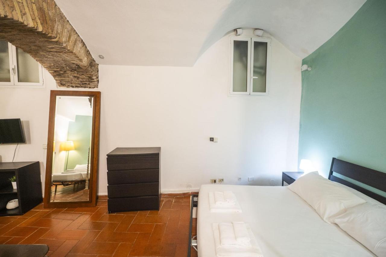 רומא Campo De Fiori Grotto Apartment מראה חיצוני תמונה