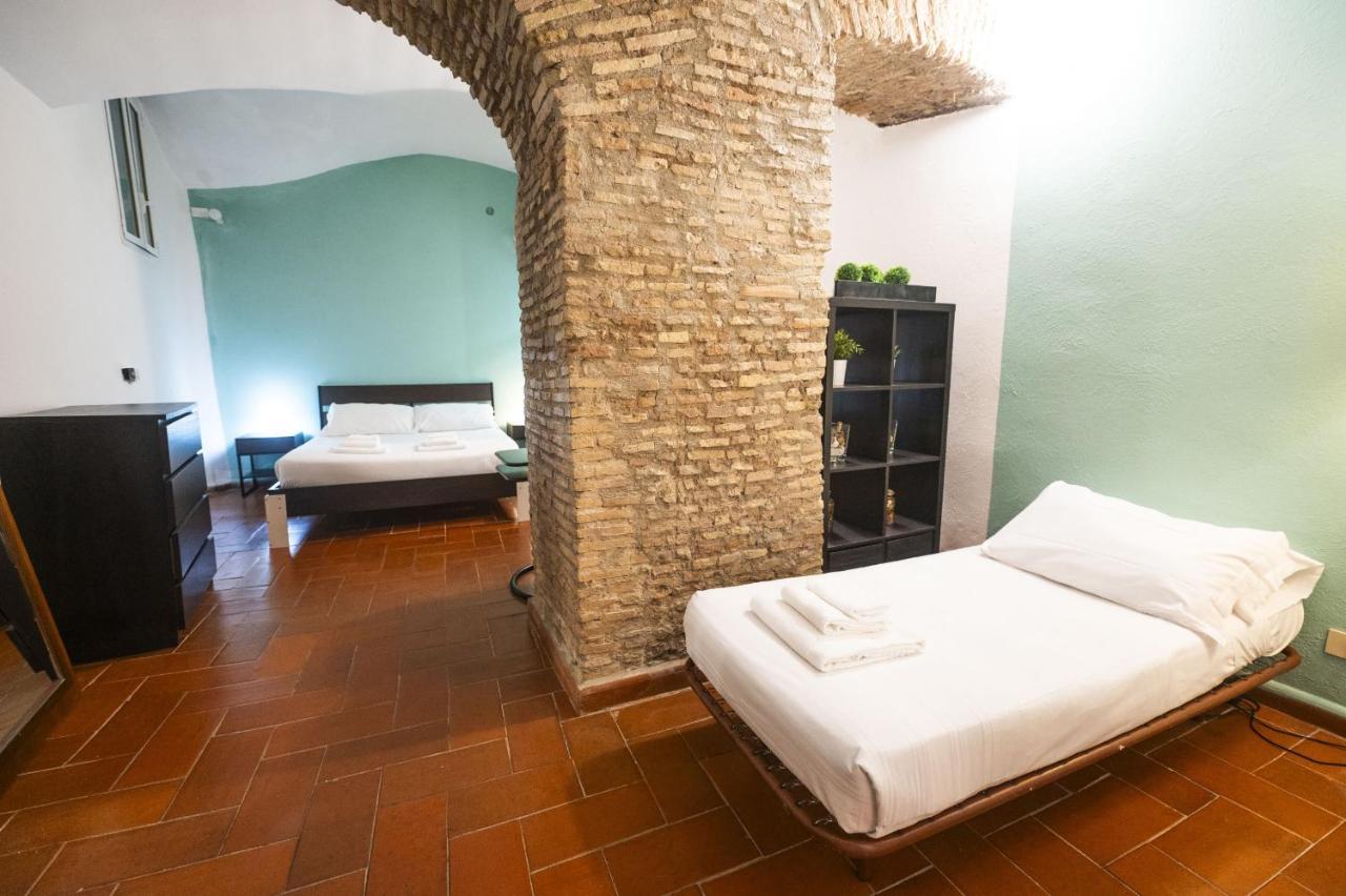 רומא Campo De Fiori Grotto Apartment מראה חיצוני תמונה