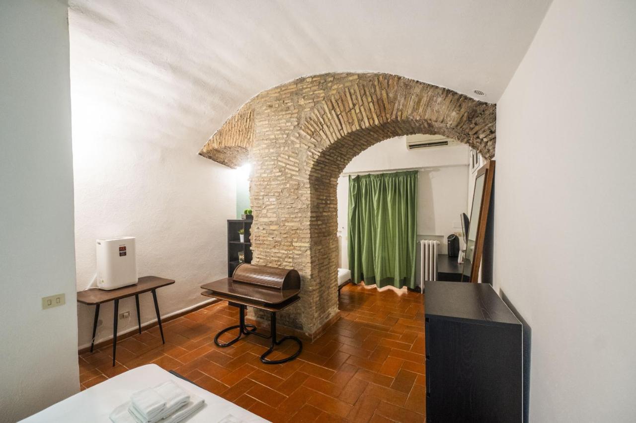 רומא Campo De Fiori Grotto Apartment מראה חיצוני תמונה